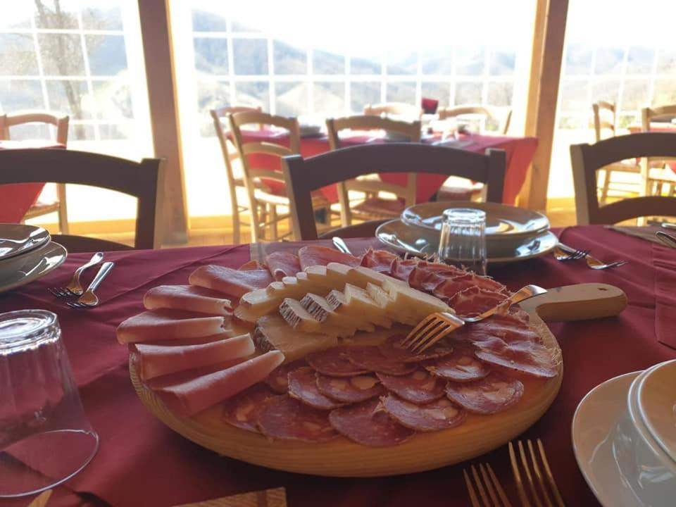 Country House Villa La Farfalla Пиетралунга Екстериор снимка
